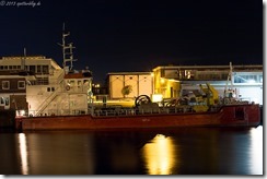 Nachtbild Schiff in Cuxhaven