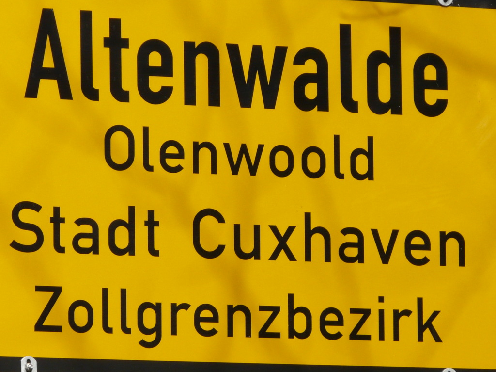 Ortsschild in 2 Sprachen