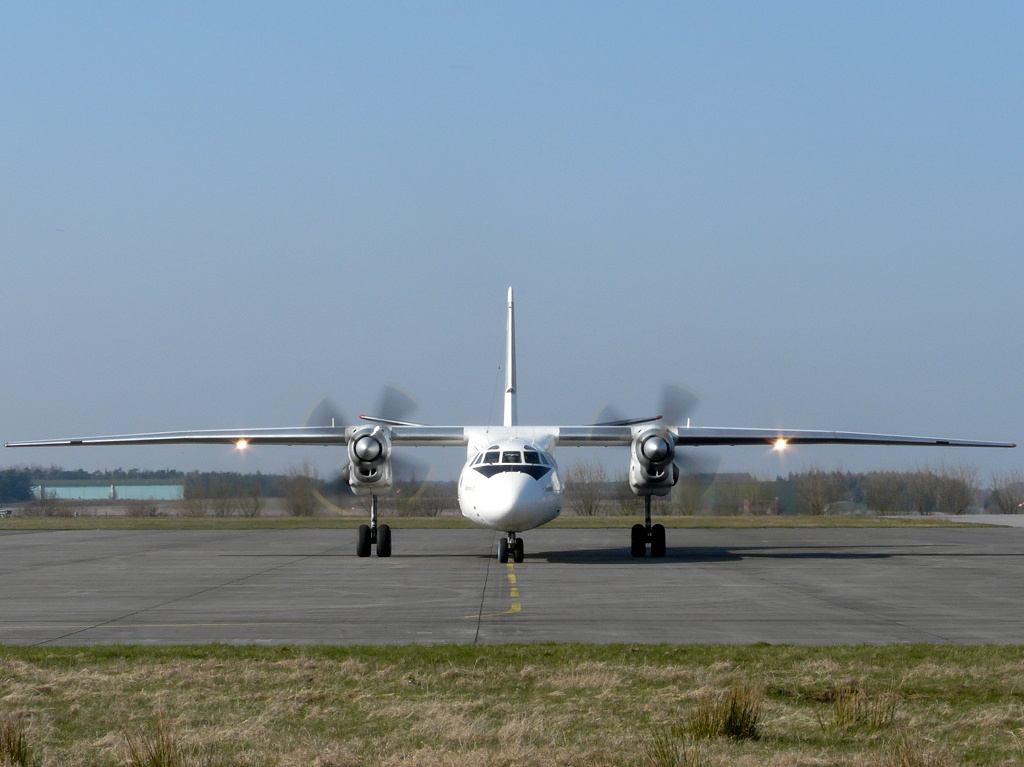 Nordholz Antonov An-26 UR-DWB