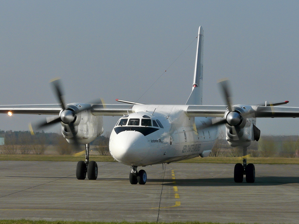 Nordholz Antonov An-26 UR-DWB