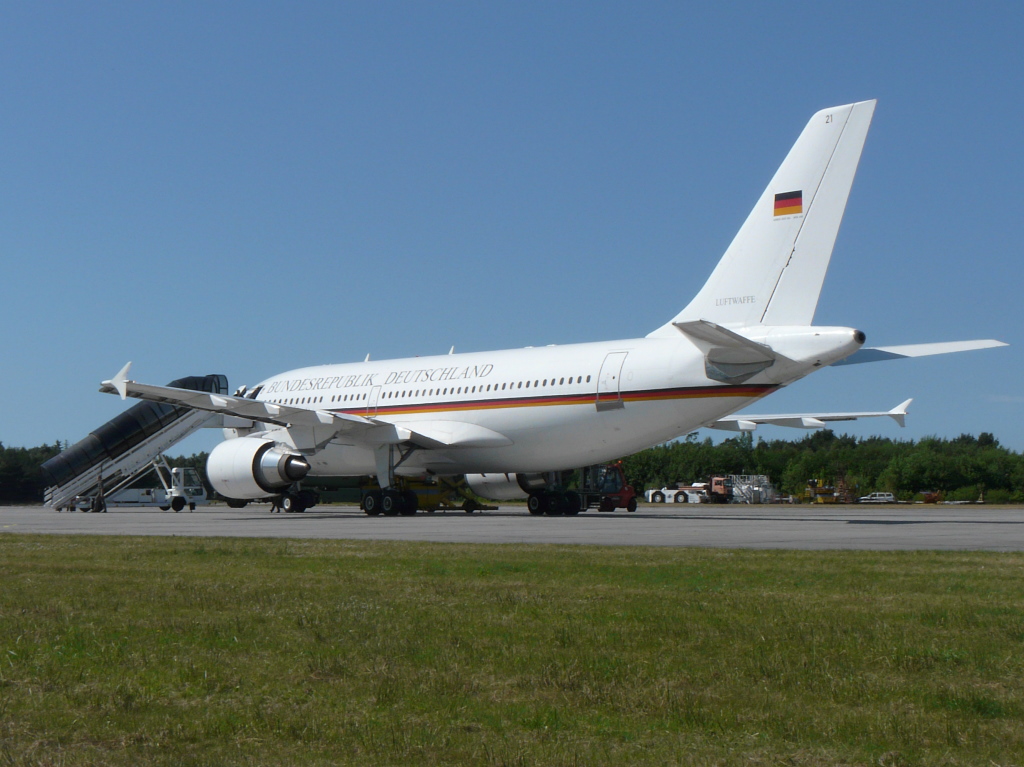A310-304 MSN 498 10+21 "Konrad Adenauer"