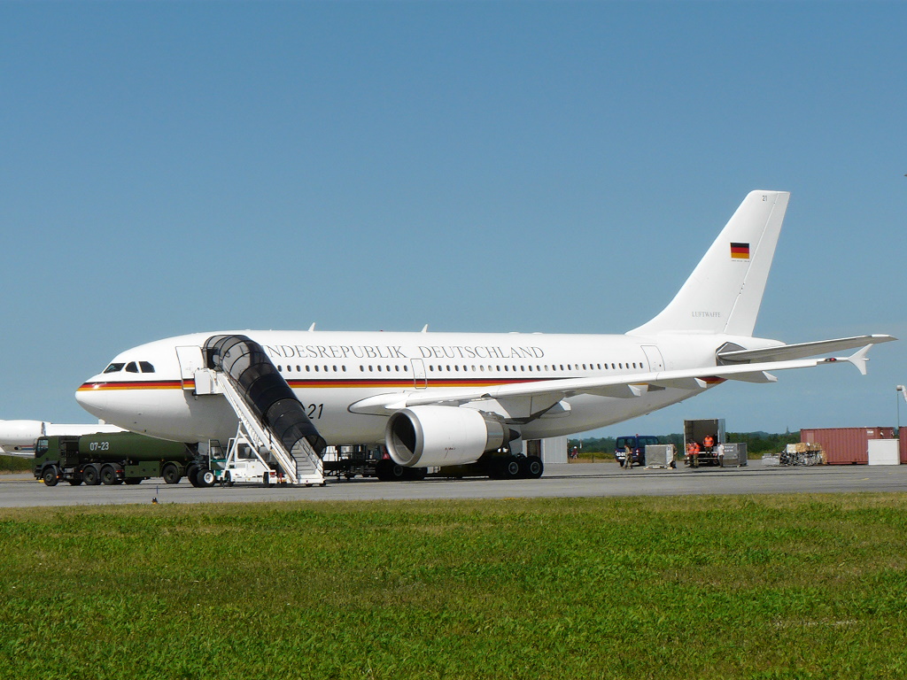 A310-304 MSN 498 10+21 "Konrad Adenauer"