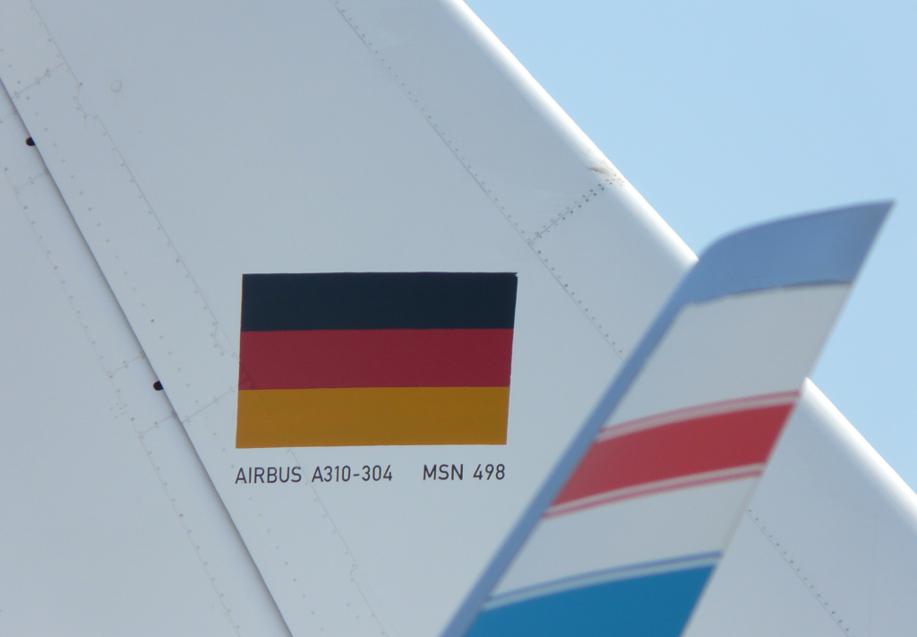 A310-304 MSN 498 10+21 "Konrad Adenauer"