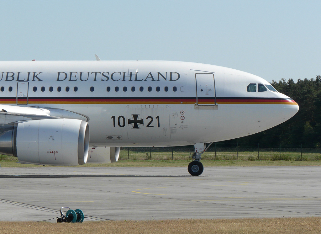 A310-304 MSN 498 10+21 "Konrad Adenauer"