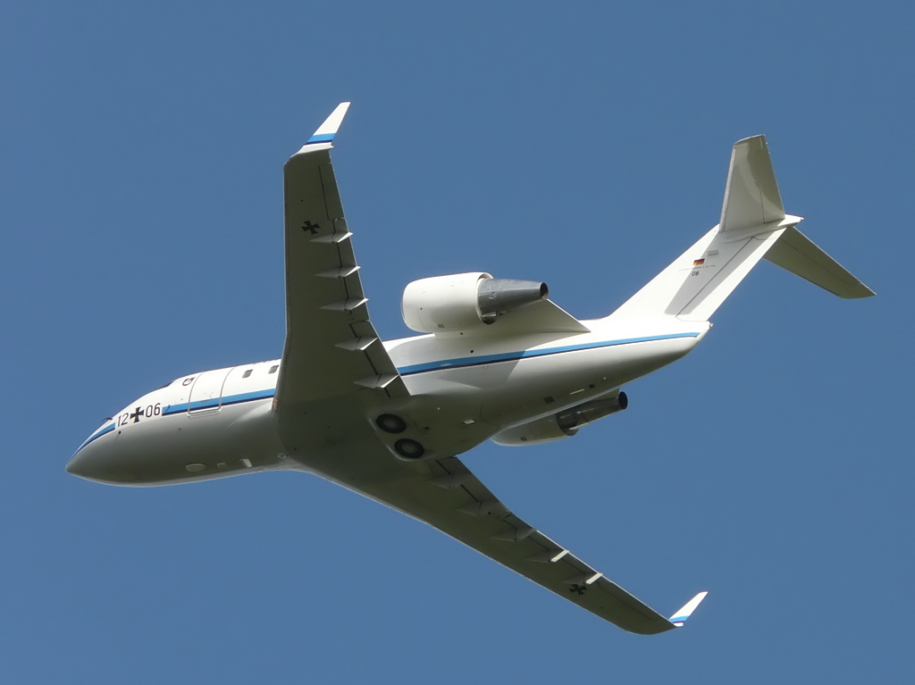 Challenger CL 601 12+06