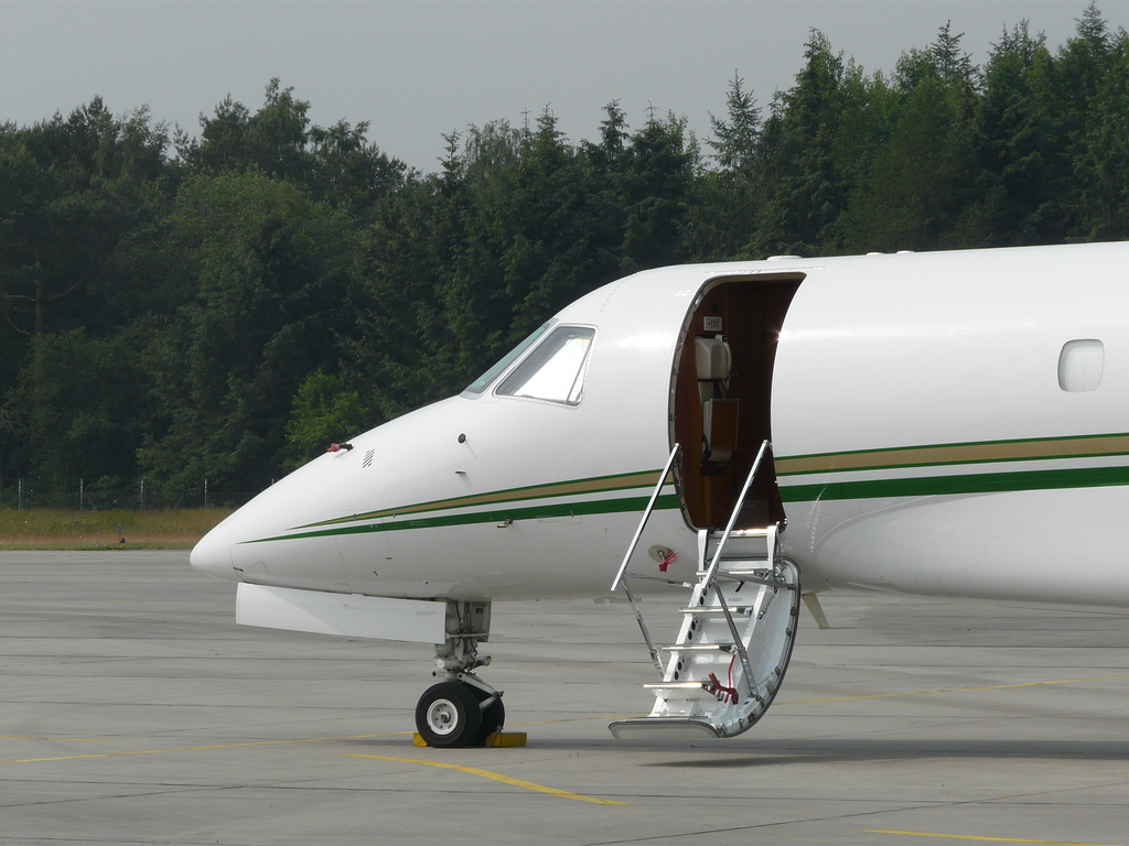 Nordholz Zivilflugplatz EMB-135 BJ Legacy 600 SE-DJG